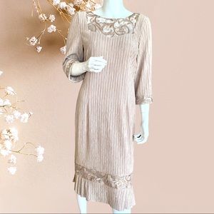 BRIANNA MILAY ALMOND MIDI DRESS. WOMEN’S SIZE 10